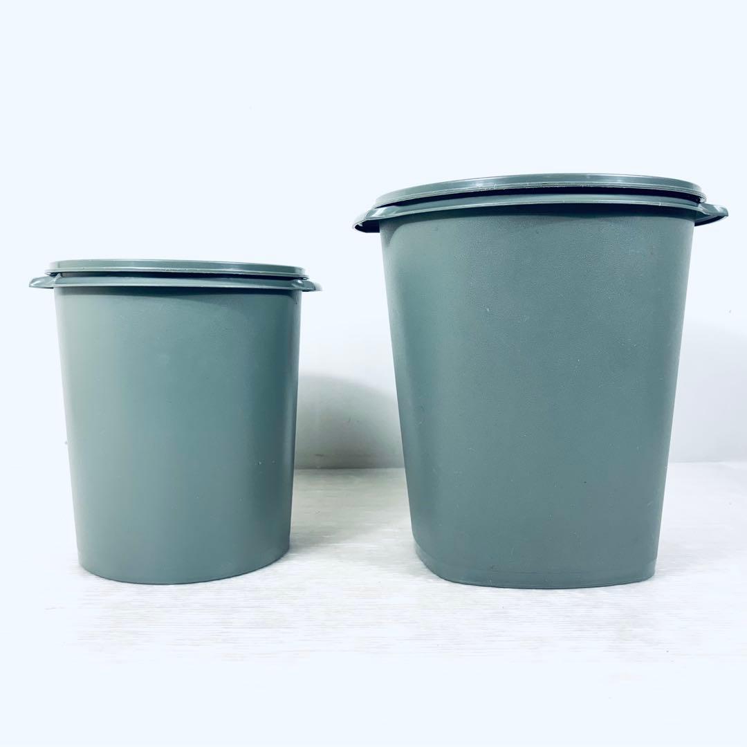 タッパーウエア　保存容器　グレー　大　中　2個セット ビンテージ】日本製Tupperware（タッパーウェア） デュエット グレー